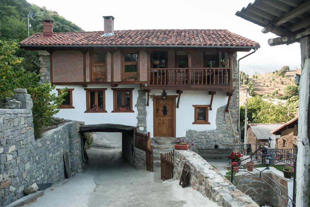 El Mijolar Apartamentos Armano Exterior photo